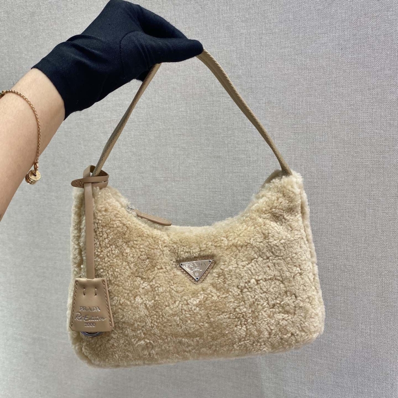 Pra*a hobo bags